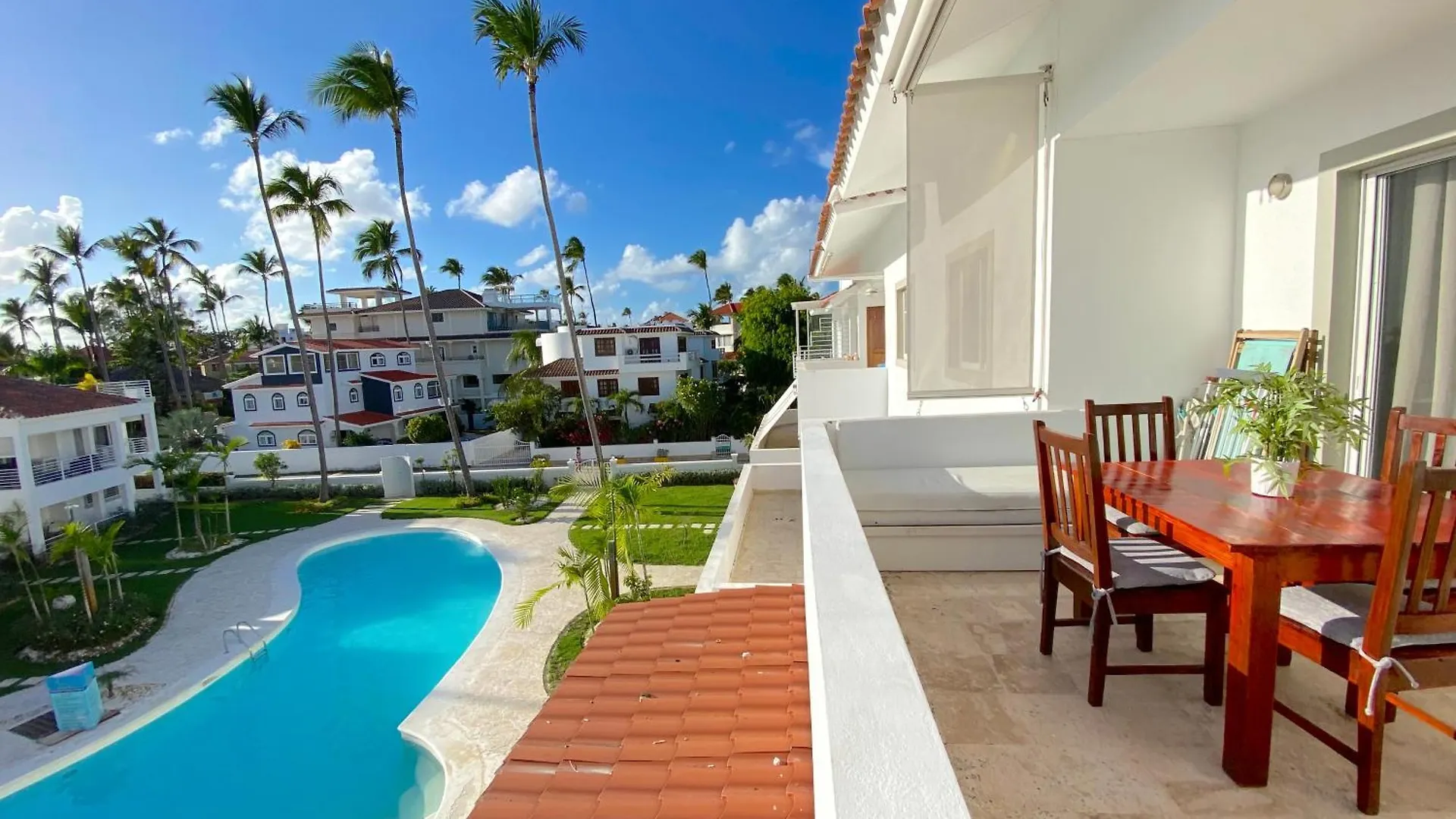 Serenity Villas And Suites - Playa Los Corales Punta Cana Hotel