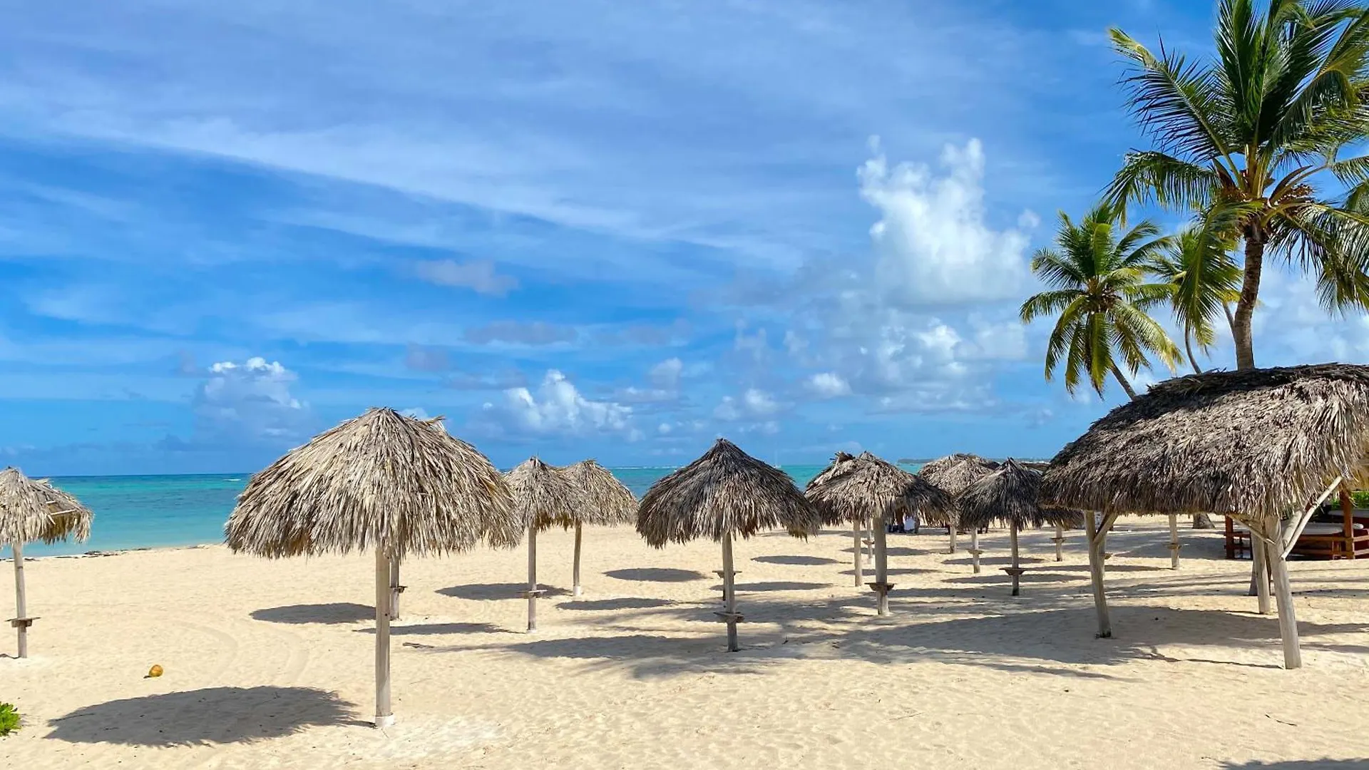 Serenity Villas And Suites - Playa Los Corales Punta Cana 5*,